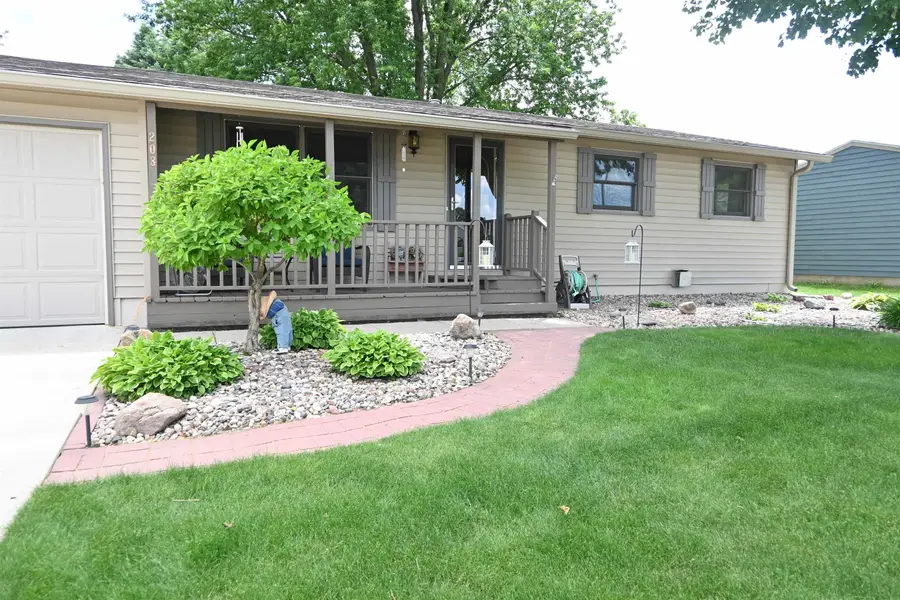 208 6th Street Sw, Spencer, IA 51301 - #2