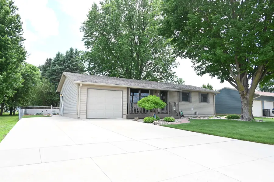 208 6th Street Sw, Spencer, IA 51301 - #3