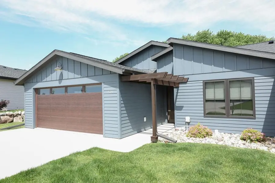 1528 Blaine's Way, Spirit Lake, IA 51360 - #2