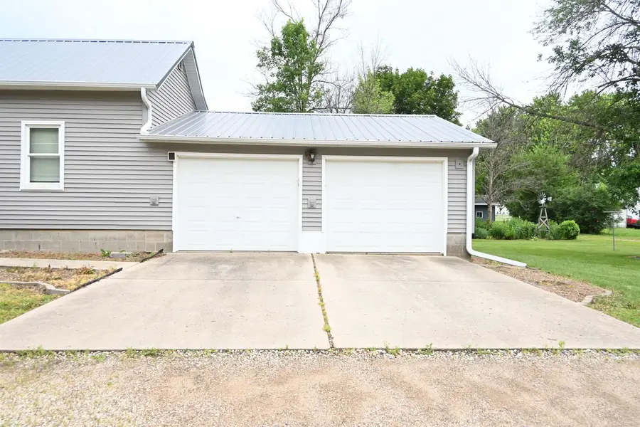 201 S Rumsey Street, Everly, IA 51338 - #2