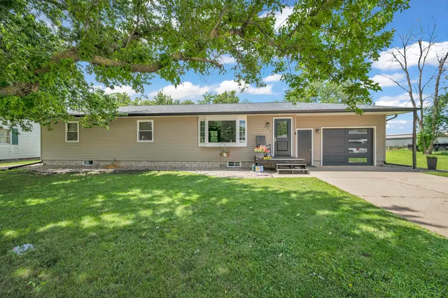 803 Q Avenue, Milford, IA 51351 - #2