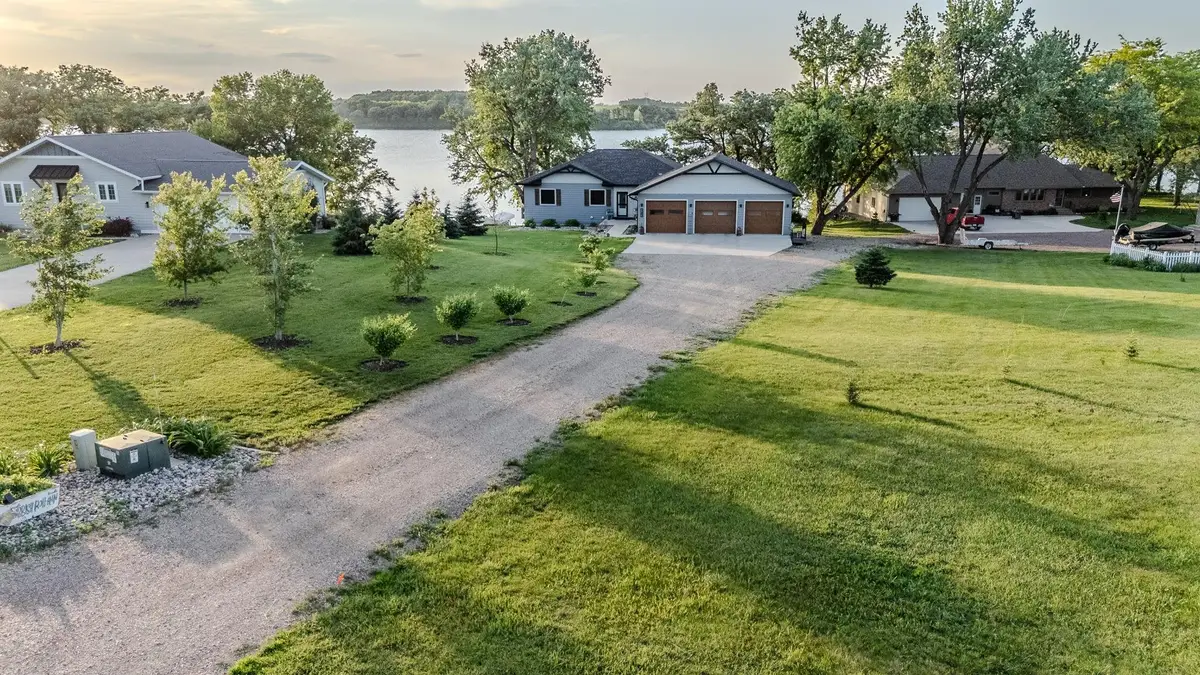 102 West Bay Road, Lake Park, IA 51347 - #1