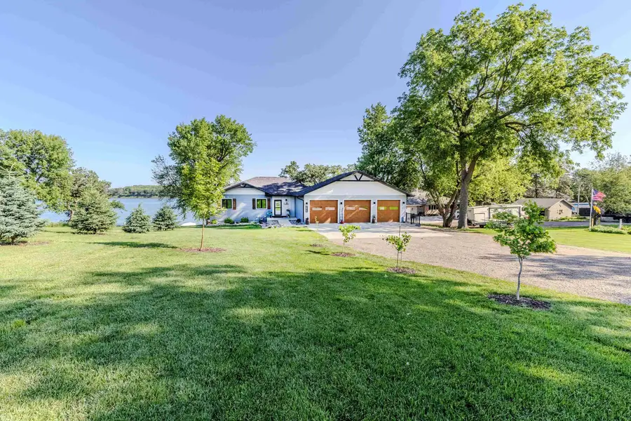 102 West Bay Road, Lake Park, IA 51347 - #2