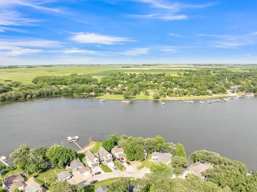 16488 255th Avenue, Spirit Lake, IA 51360 - #2