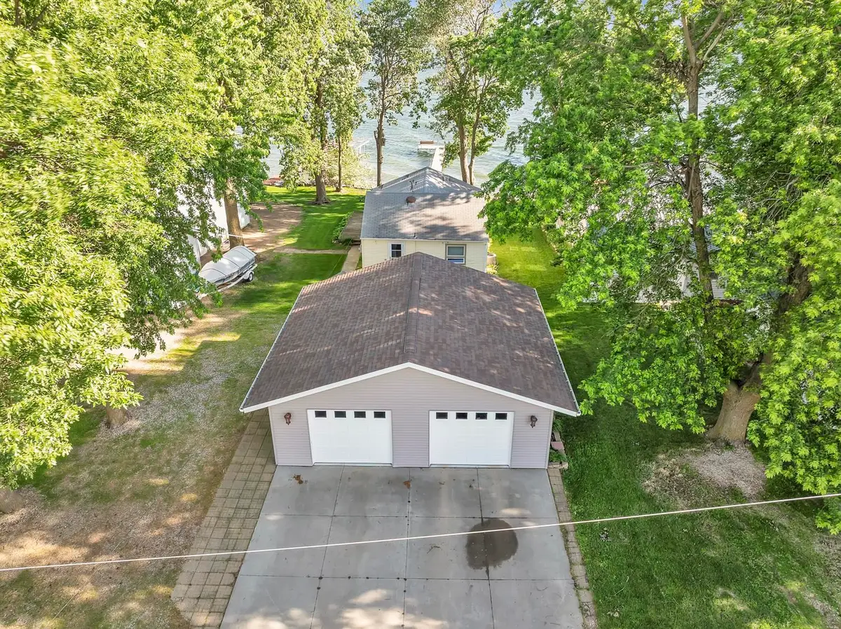 25461 Mcclelland Lane, Spirit Lake, IA 51360 - #1