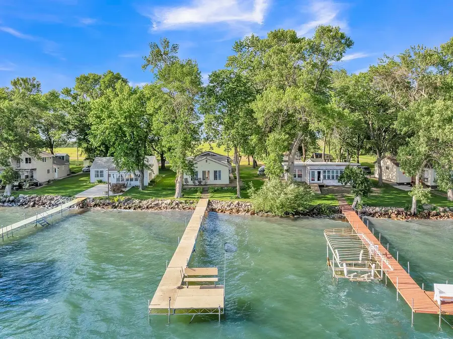 25461 Mcclelland Lane, Spirit Lake, IA 51360 - #3
