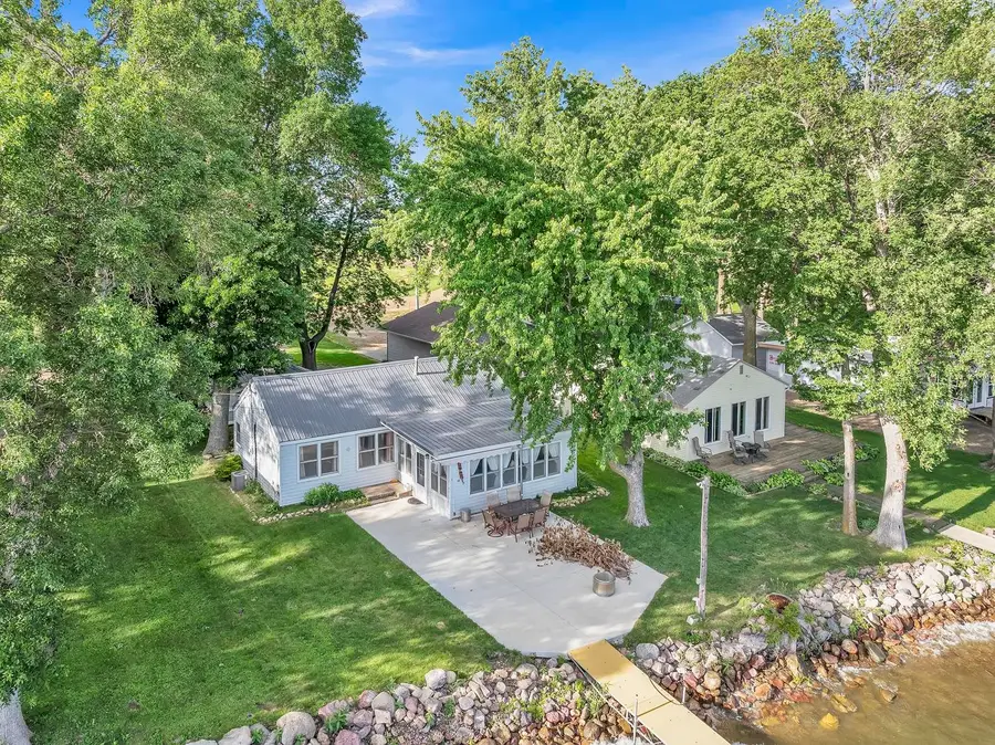 25451 Mcclelland Lane, Spirit Lake, IA 51360 - #2