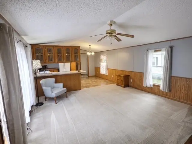 806 28th Street #4, Milford, IA 51351 - #3