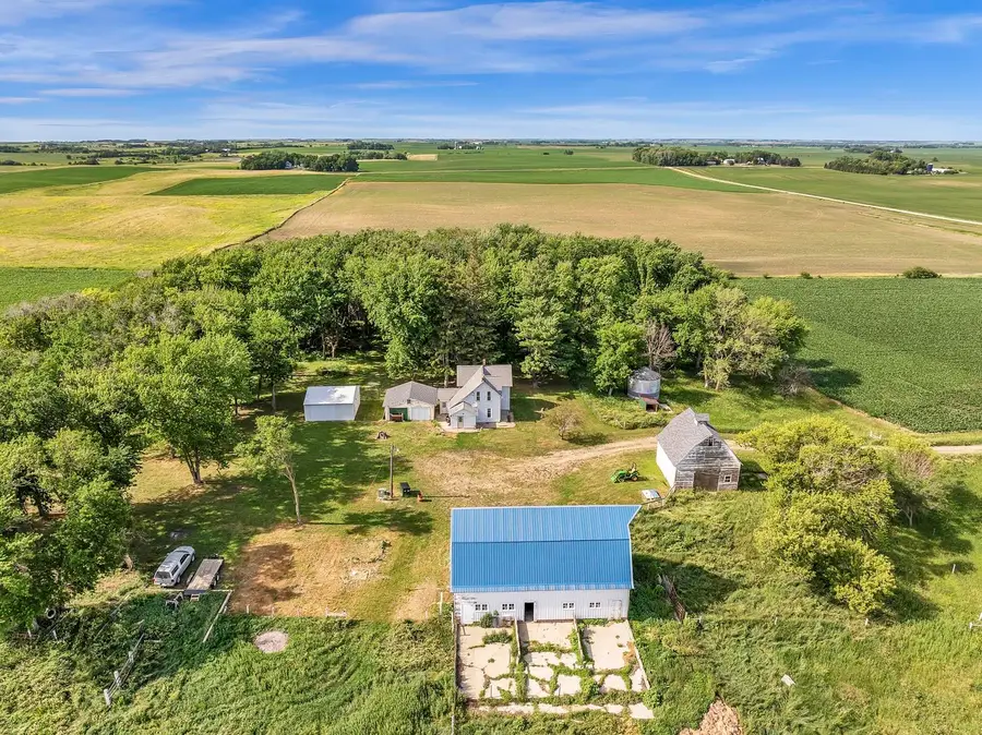 2959 400th Avenue, Graettinger, IA 51342 - #3