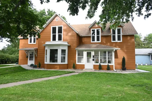 211 S 5th Street, Sac City, IA 50583