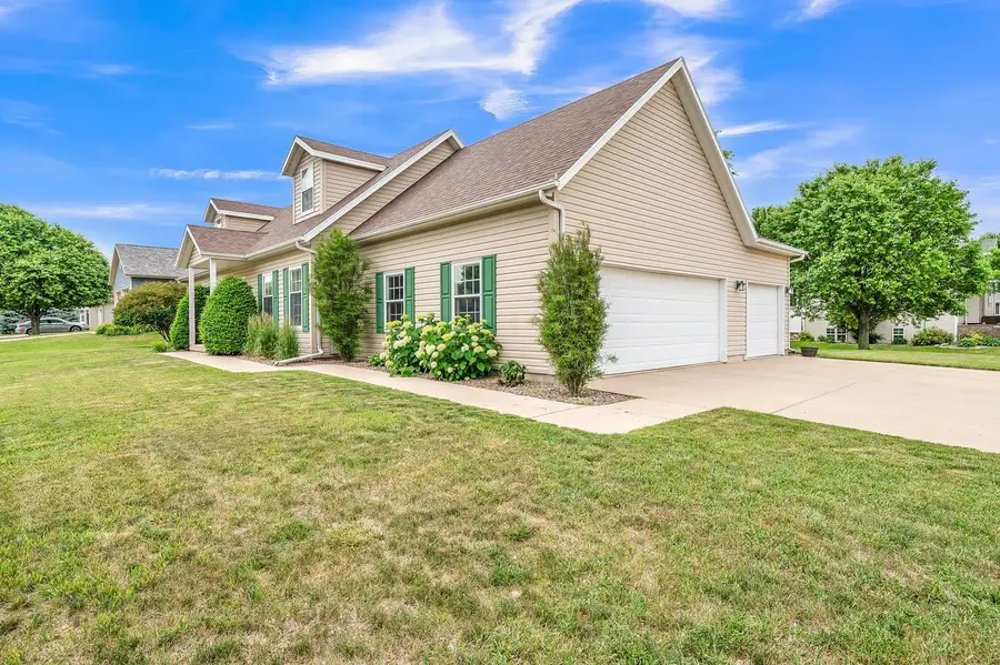 1081 29th Street, Spirit Lake, IA 51360 - #2