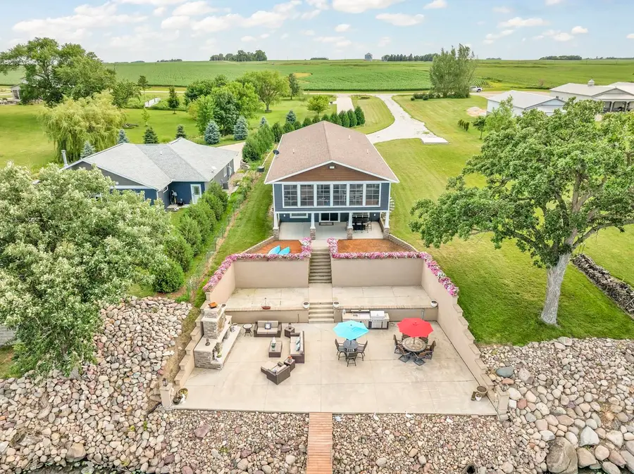 35041 S Shore Drive, Ayrshire, IA 50515 - #2