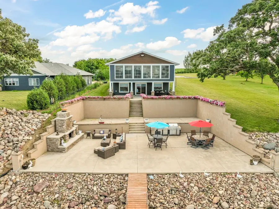 35041 S Shore Drive, Ayrshire, IA 50515 - #3