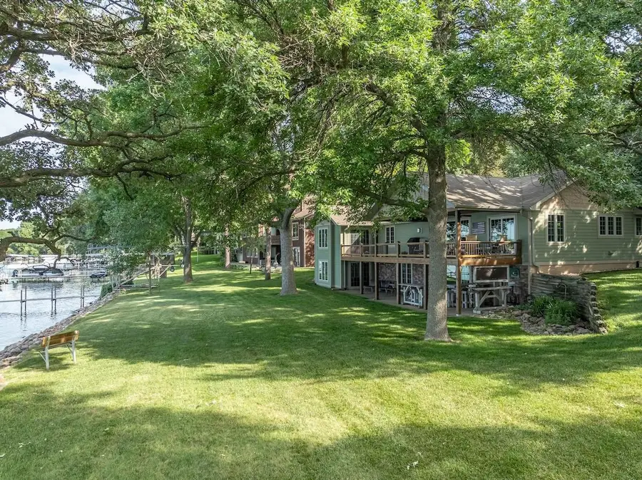 17000 255th Avenue, Spirit Lake, IA 51360 - #2