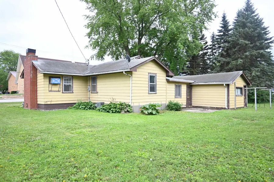 207 3rd Street S, Albert City, IA 50510 - #3