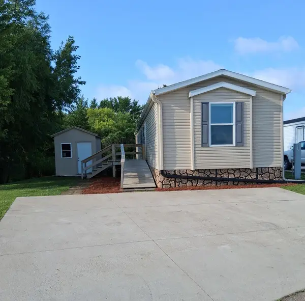 3200 Okoboji Avenue #137, Milford, IA 51351