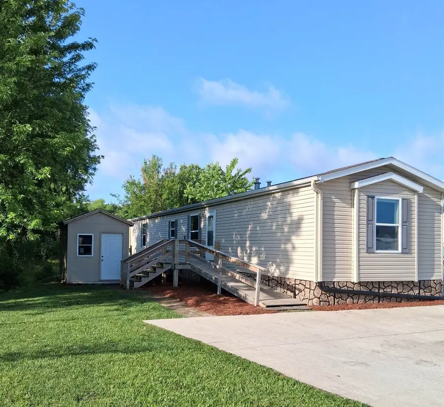 3200 Okoboji Avenue #137, Milford, IA 51351 - #2