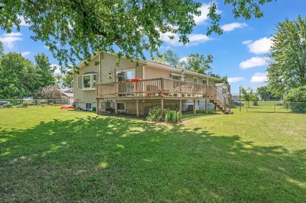 301 7th Street E, Lake Park, IA 51347