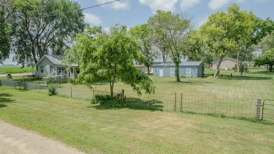 401 Main St, Fostoria, IA 51340 - #3