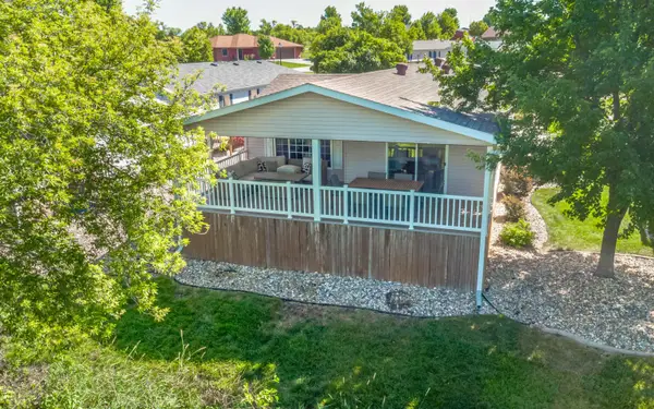 705 Sunshine Run, Arnolds Park, IA 51331