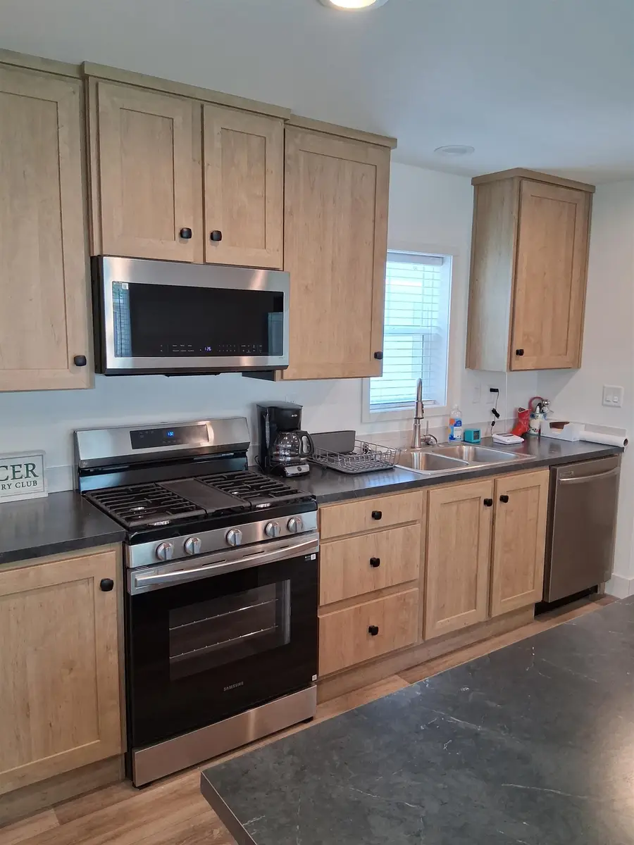 1502 Memphis Avenue #5, Spirit Lake, IA 51360 - #2
