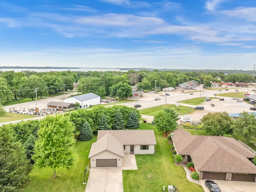 424 Emerald Drive, Arnolds Park, IA 51331 - #2