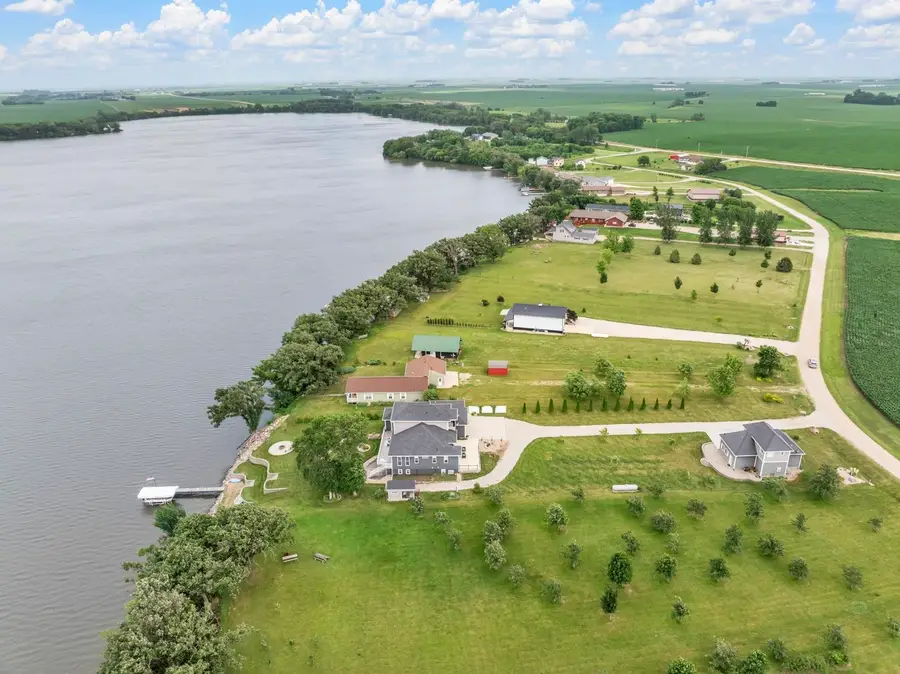 35191 S Shore Dr, Ayrshire, IA 50515 - #3