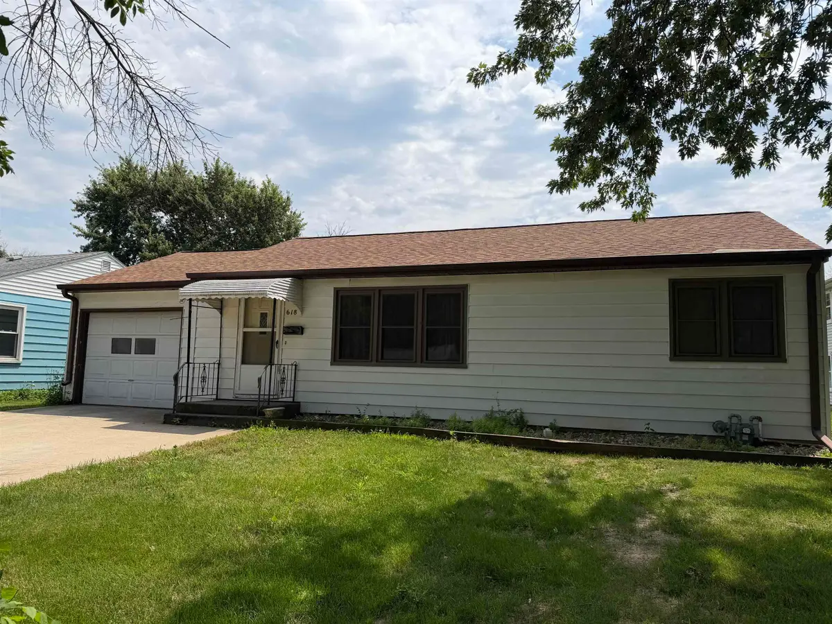 618 W 7th Street, Spencer, IA 51301 - #1