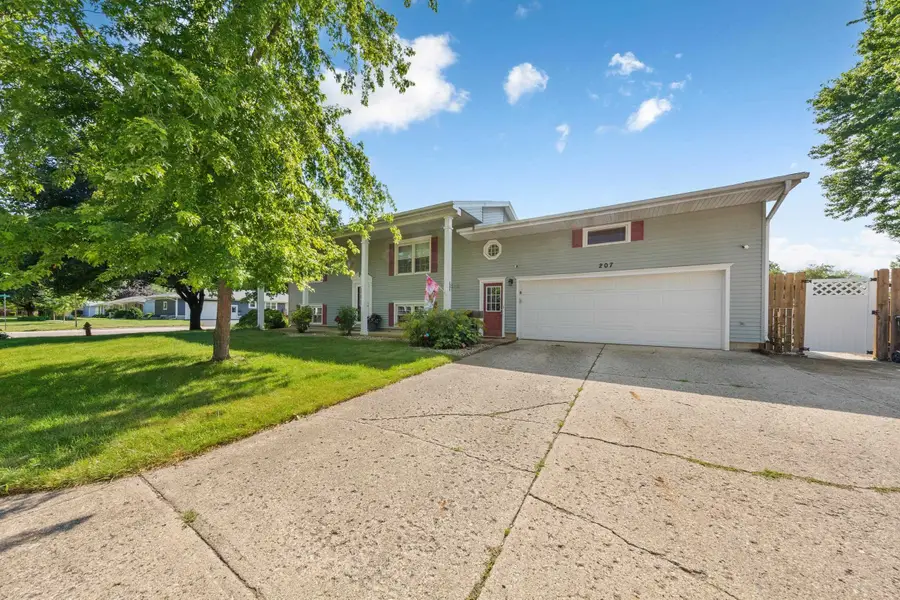 207 Wallace Street Street, Emmetsburg, IA 50536 - #3