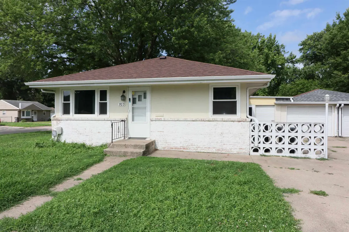703 8th Avenue W, Spencer, IA 51301 - #1