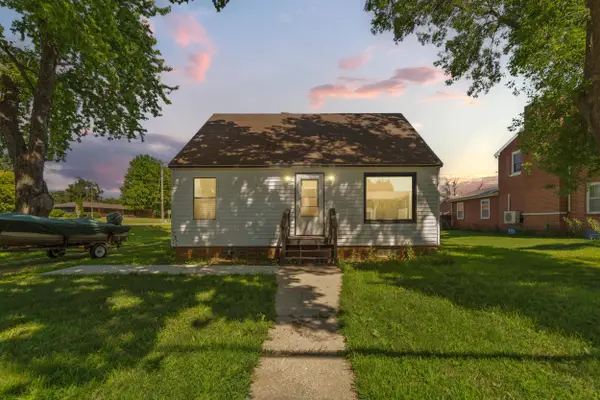 100 5th Street Street, Armstrong, IA 50514