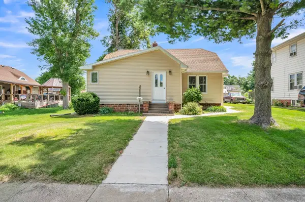130 N Central Avenue, Hartley, IA 51346