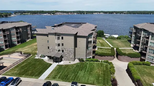 445 240th Avenue #204, Arnolds Park, IA 51331
