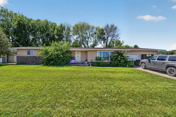 1002 S Market Street, Lake Park, IA 51347