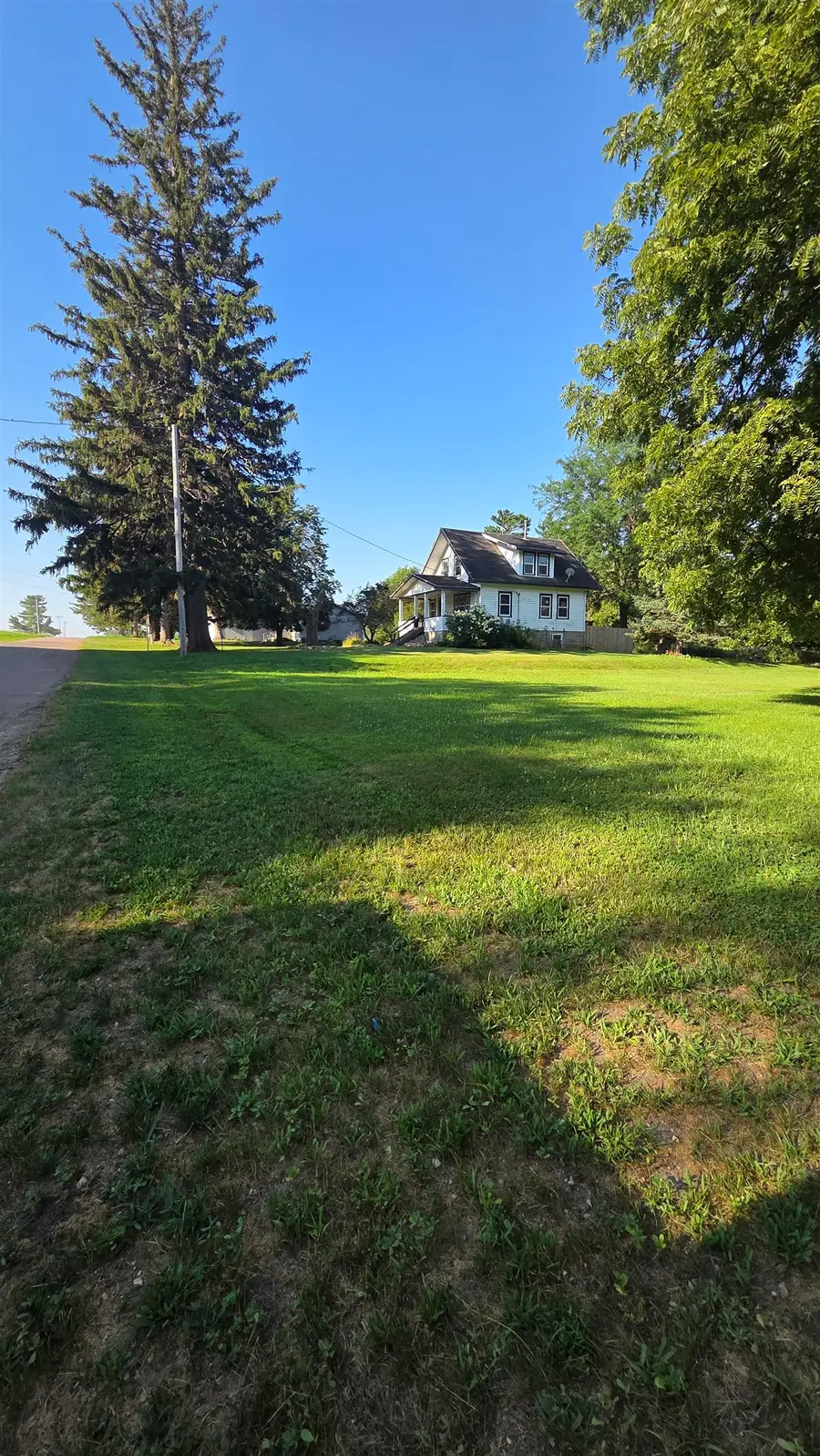 208 Linn St, Linn Grove, IA 51033 - #3