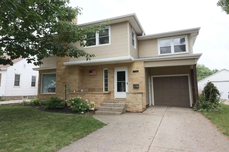 905 E 4th Street, Spencer, IA 51301 - #2
