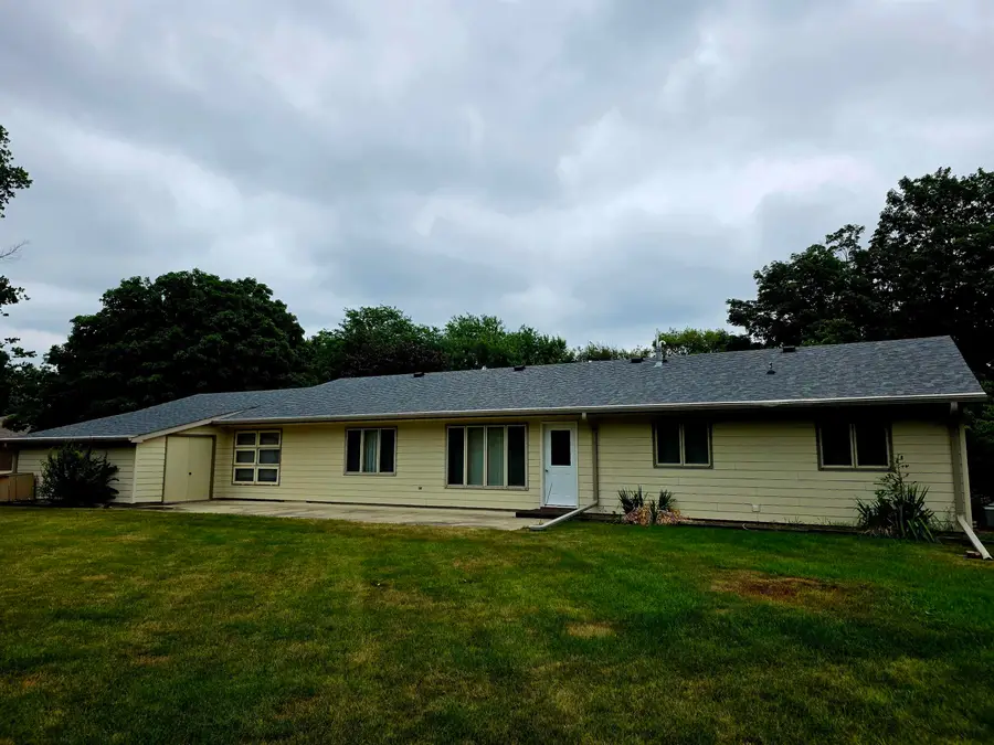 319 14th Avenue W, Spencer, IA 51301 - #2