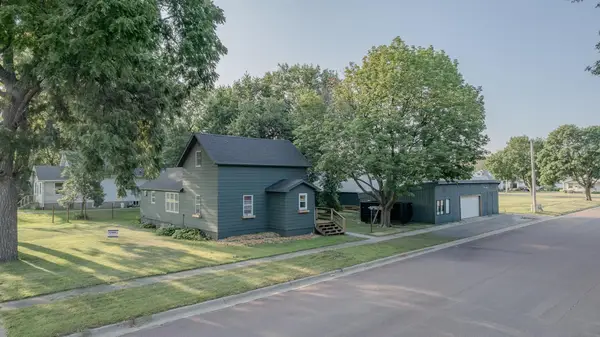 1012 K Ave, Milford, IA 51351