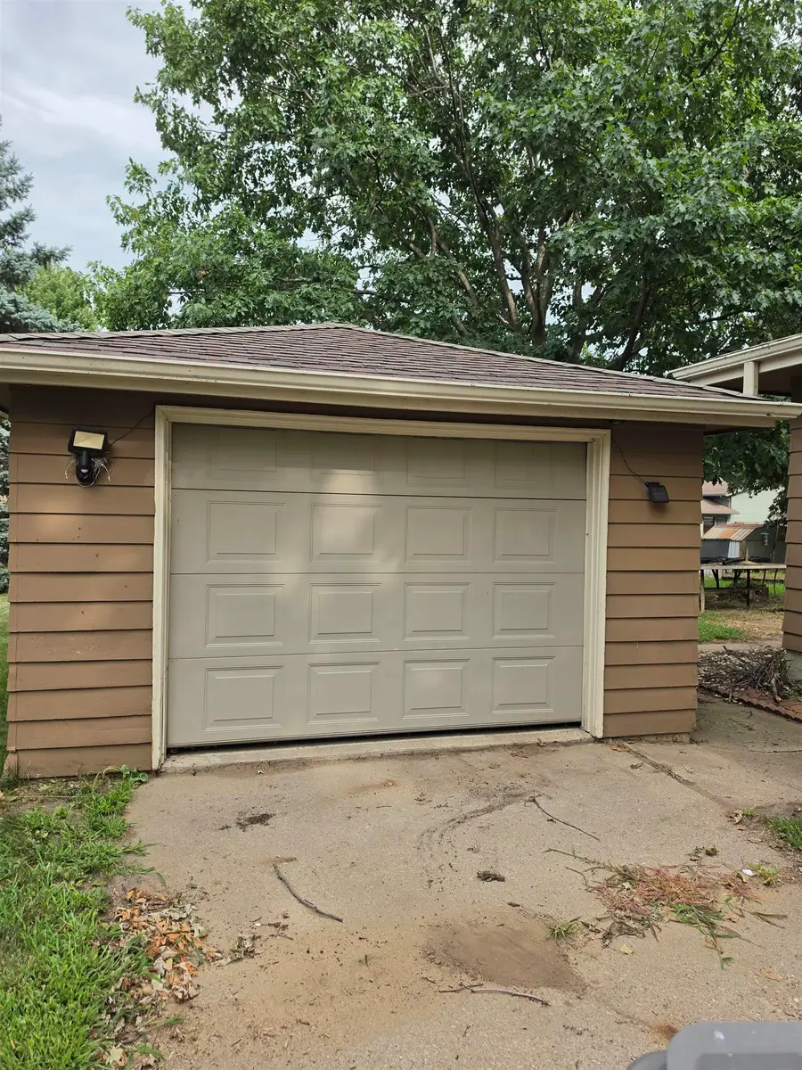 622 4th Avenue Se, Spencer, IA 51301 - #2