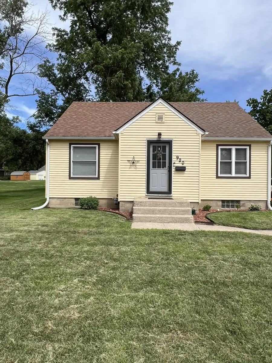 920 N 5th Street, Estherville, IA 51334 - #2