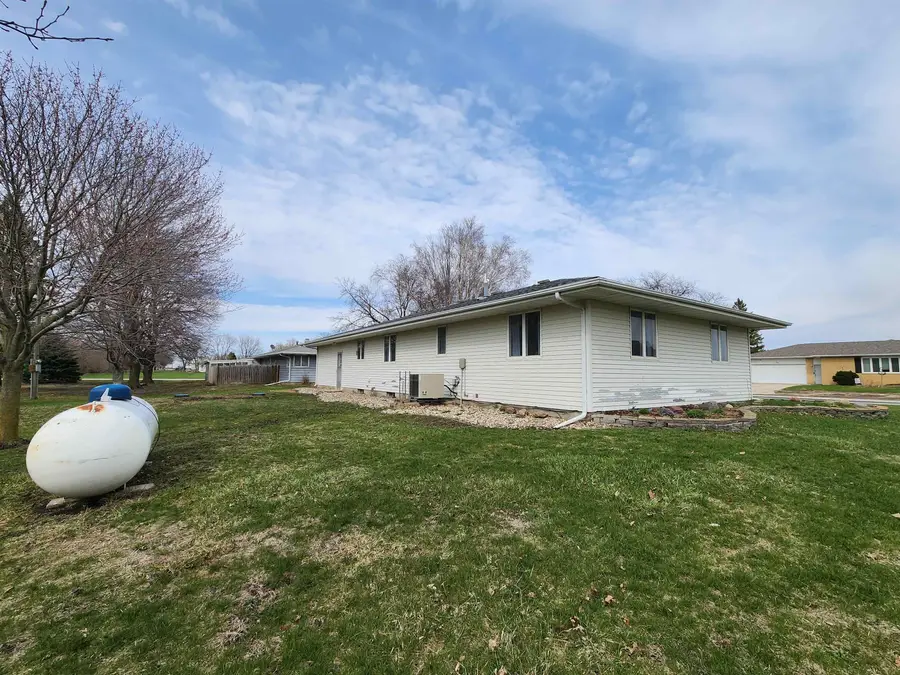 751 Dean Street, Havelock, IA 50546 - #2