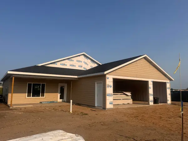 3618 Pinewood Drive, Spirit Lake, IA 51360