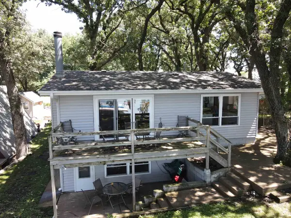 460 252nd Avenue, Orleans, IA 51360