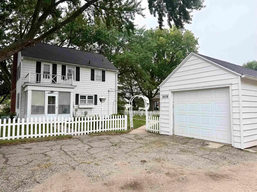 1606 N Grand Avenue, Spencer, IA 51301 - #2