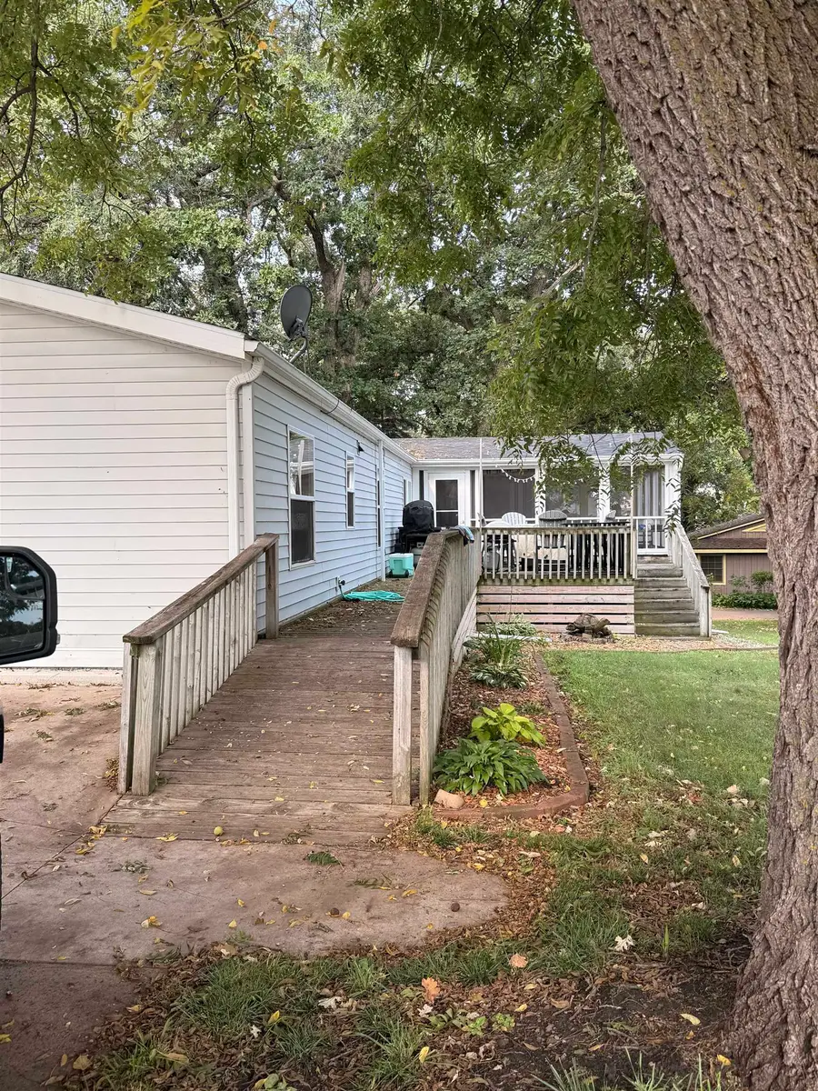 521 S Okoboji Grove Road #1, Arnolds Park, IA 51331 - #3