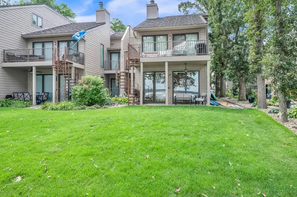 16914 Inner Lane S #A1, Spirit Lake, IA 51360