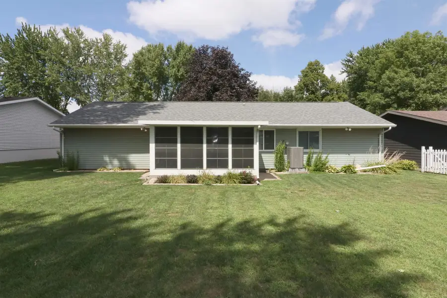 304 9th Street Sw, Spencer, IA 51301 - #2