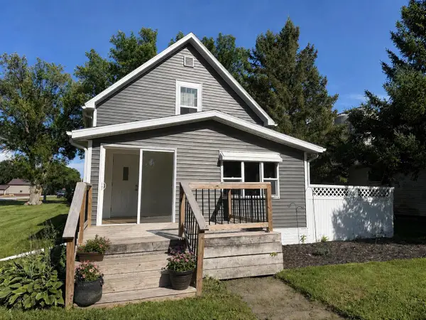 106 2nd Street, Gruver, IA 51334