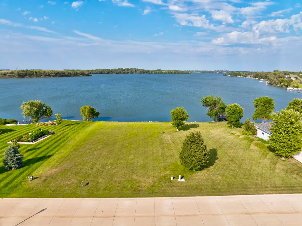 Lot 29 West Bay Rd., Lake Park, IA 51347 - #1