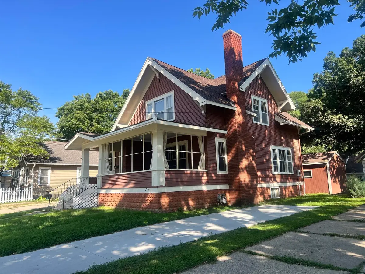 615 7th Avenue N, Estherville, IA 51334 - #1